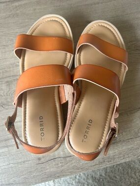 Torrid Tan Double-Strap Buckle Platform Sandals 🤎